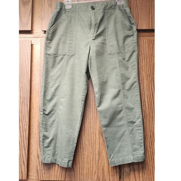 Christopher & Banks Green Relaxed Fit, Wide Leg Capri pants Wonen's Size 6 - Picture 2 of 9